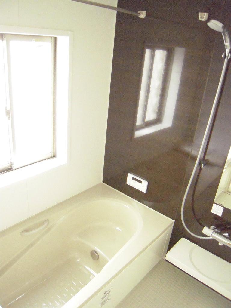 Bathroom. Indoor (September 2013) Shooting