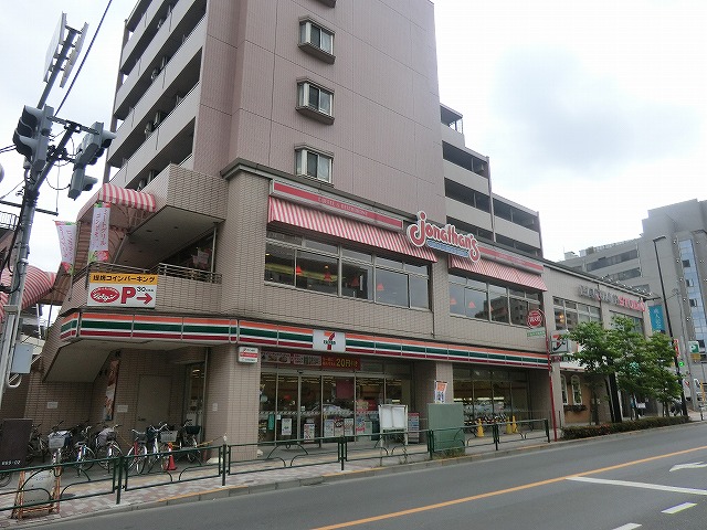 Convenience store. Seven-Eleven Koganei Maehara-cho 3-chome up (convenience store) 393m
