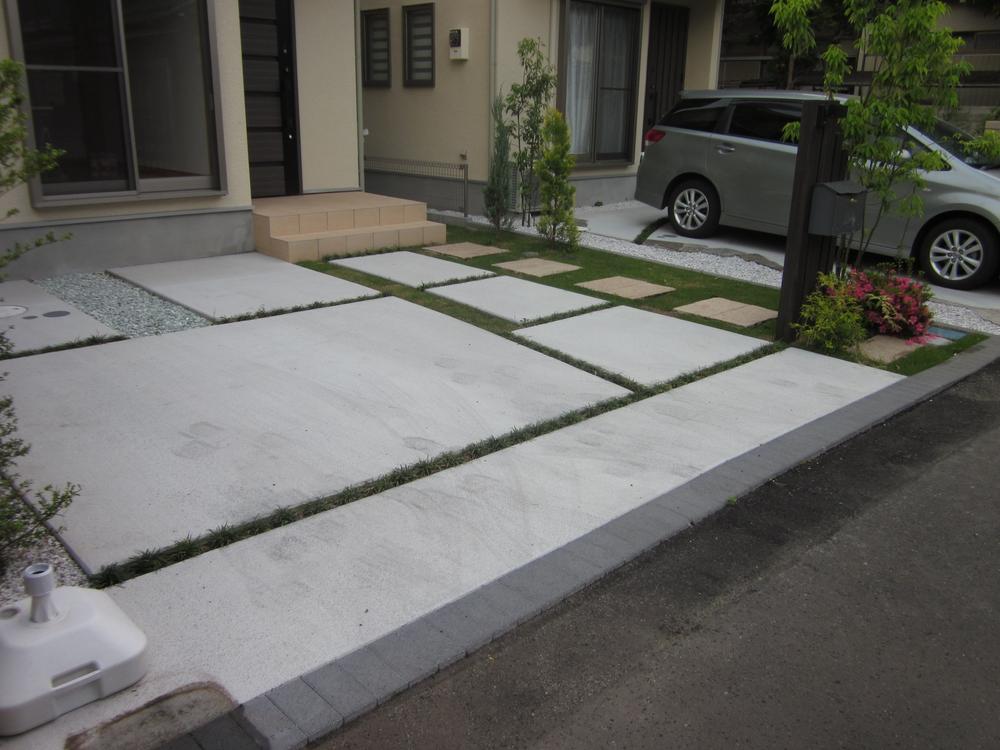 Parking lot. Local (May 2013) Shooting ※ It will be the example of construction