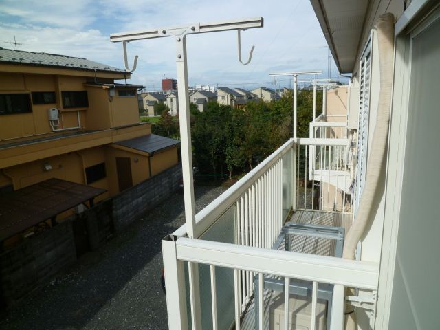 Balcony. Facing south in sunny ☆ Laundry will dry well