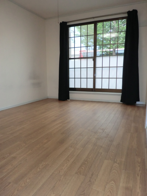 Living and room