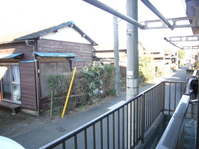 Balcony. Clothesline can be installed in the laundry also dry well