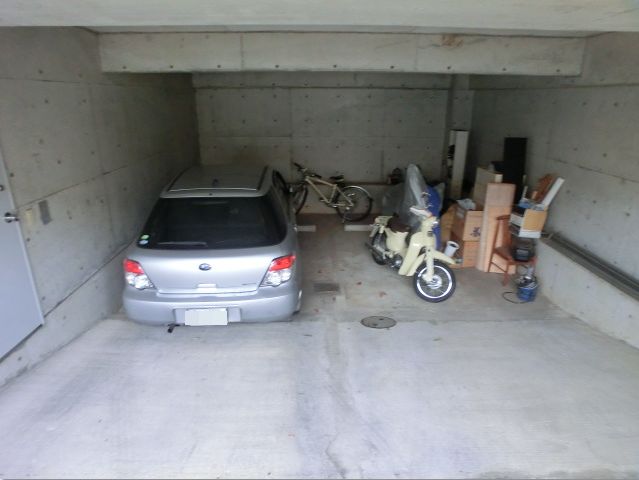 Parking lot