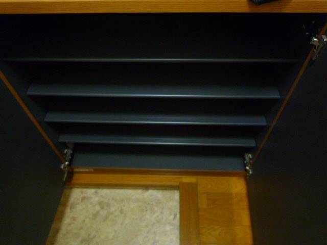 Entrance. Shoes BOX