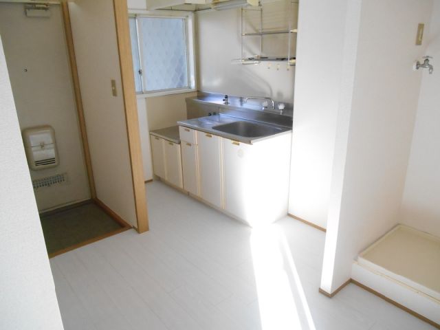 Kitchen. Kitchen space is also a white floor