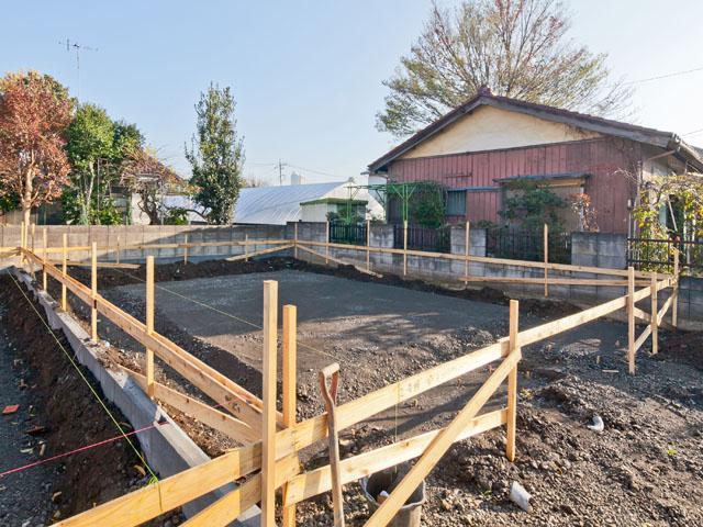 Local appearance photo. Local (11 May 2013) Shooting