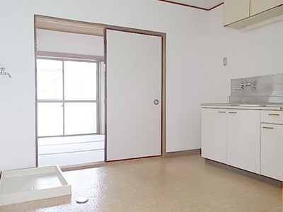 Living and room. DK