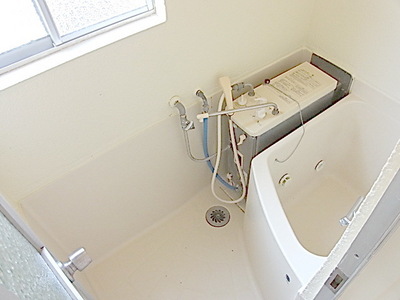 Bath. Bathroom