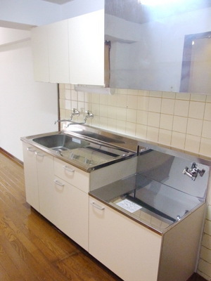 Kitchen. Two-burner stove installation Allowed Kitchen