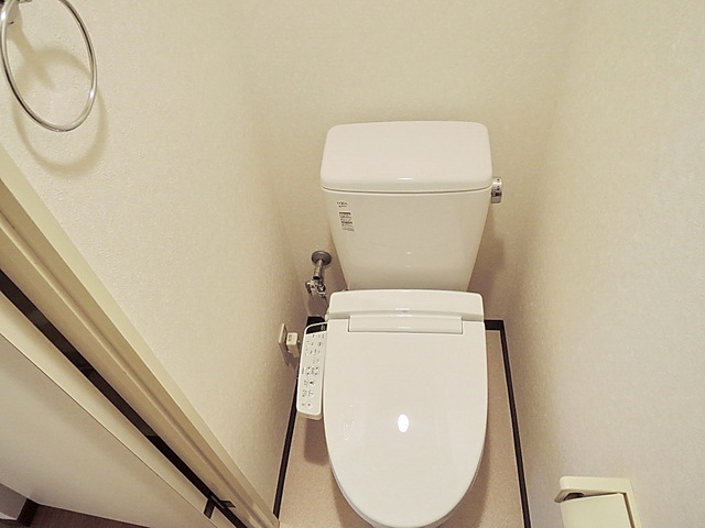 Toilet. toilet ・ With washlet