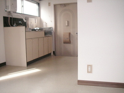 Living and room. Kitchen 4.5 Pledge