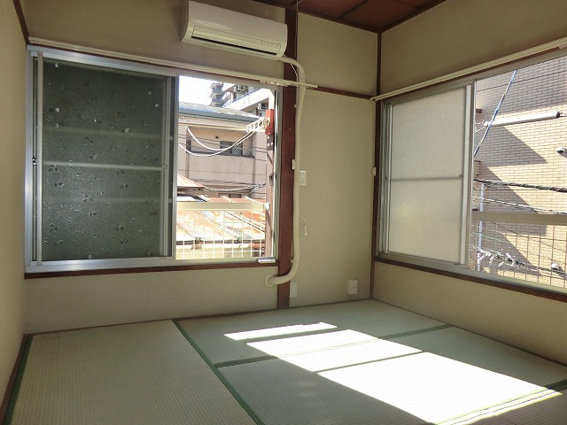 Living and room