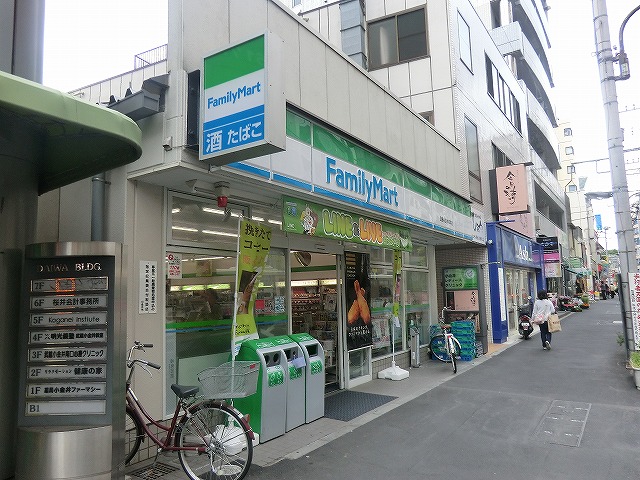 Convenience store. FamilyMart Musashi Koganei Honcho store up (convenience store) 424m