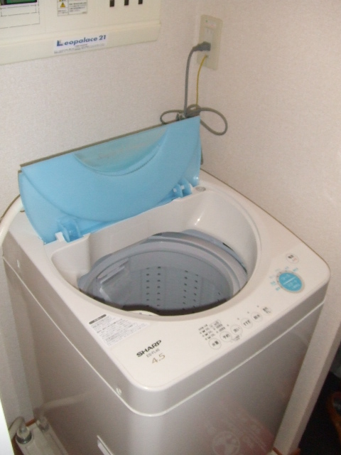 Other Equipment. Washing machine ・ refrigerator ・ microwave ・ In addition to air-conditioned! 