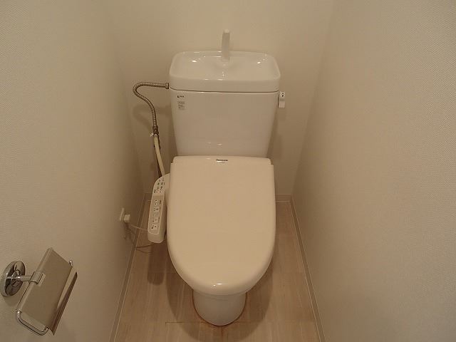 Toilet