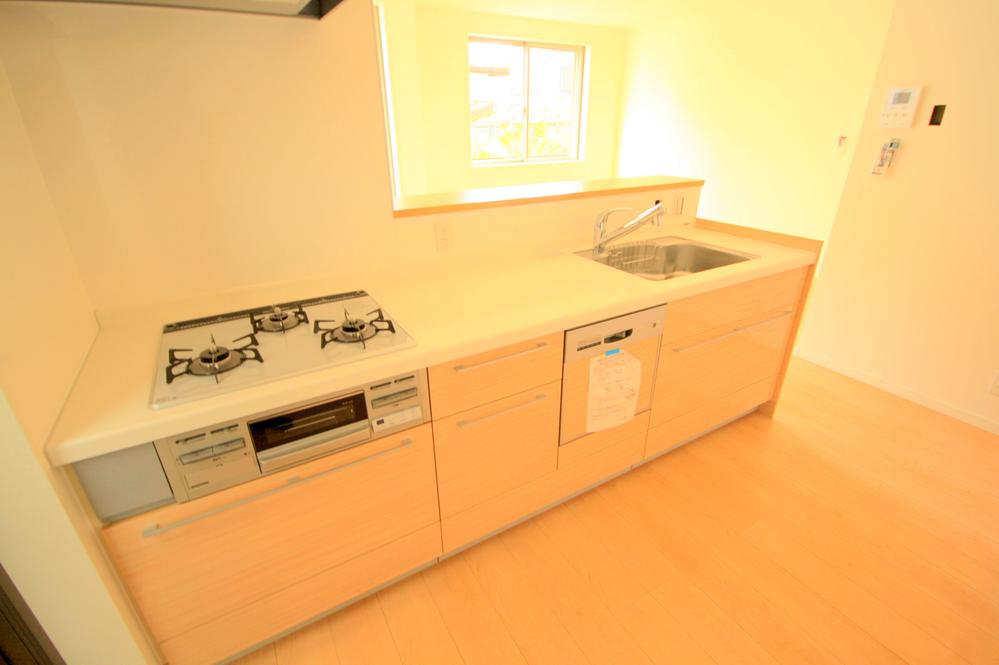 Kitchen. B Building Kitchen