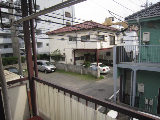 Balcony. Washing machine's Place veranda, It is safe because there is a roof