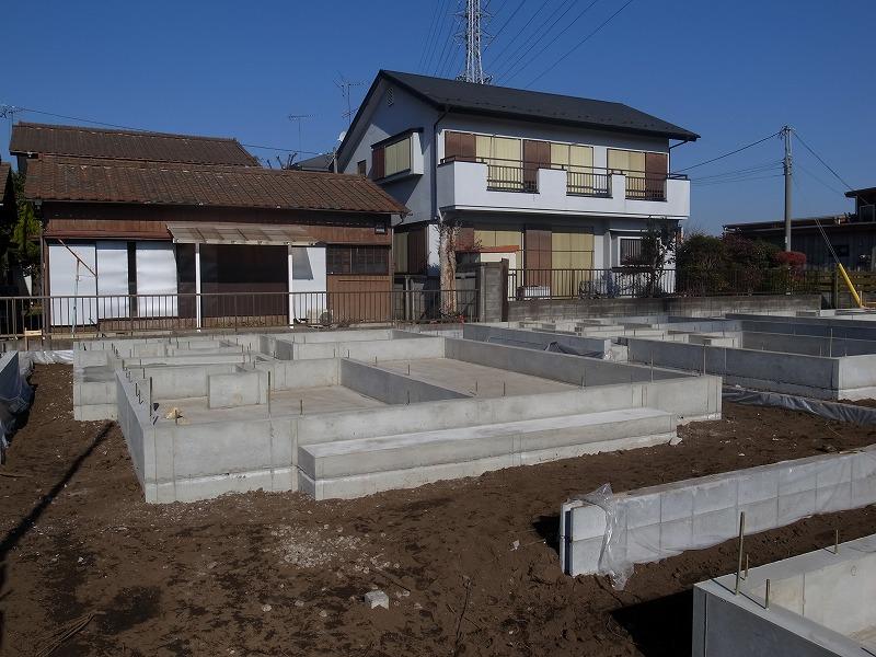 Local appearance photo. 5 Building