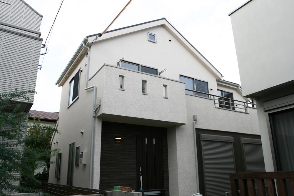 Local appearance photo. ● Local appearance: 2013 November shooting