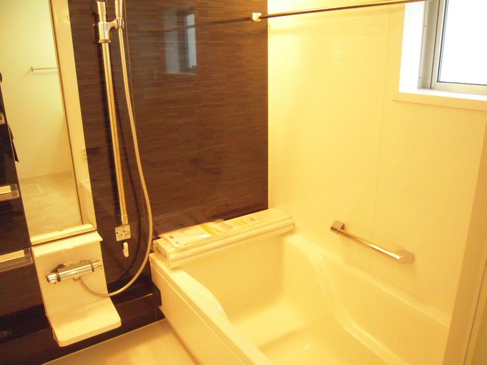 Bathroom. 1 Building Indoor (12 May 2013) Shooting