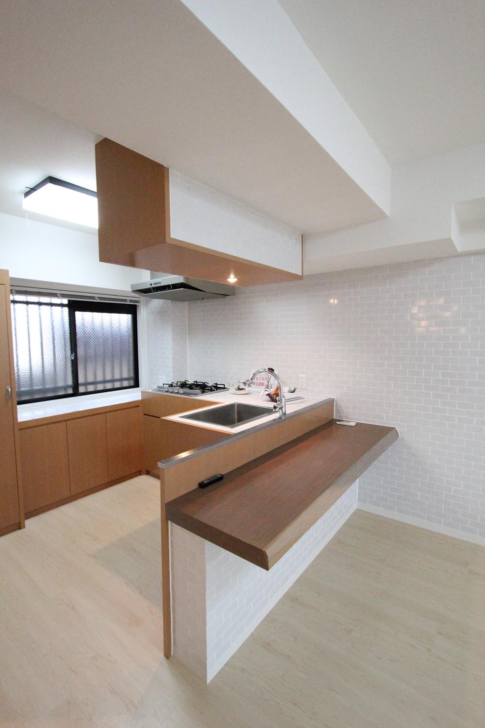 Kitchen. Wide and bright kitchen! Paste is fashionable tile