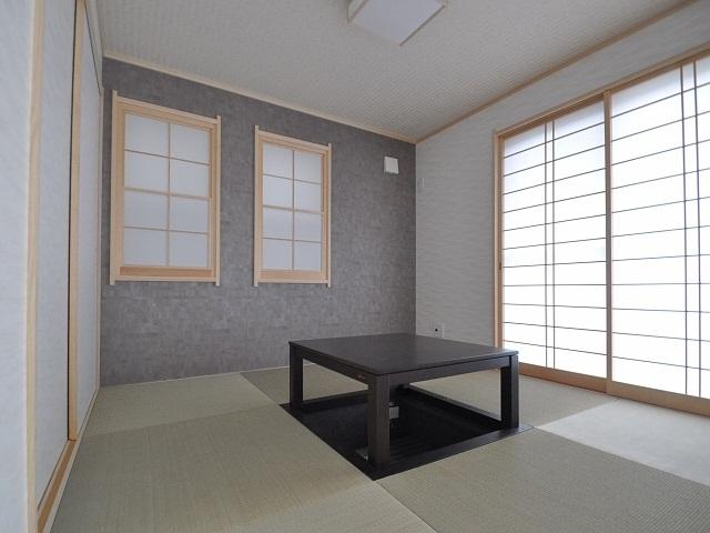 Non-living room. Honda 3-chomeese-style room