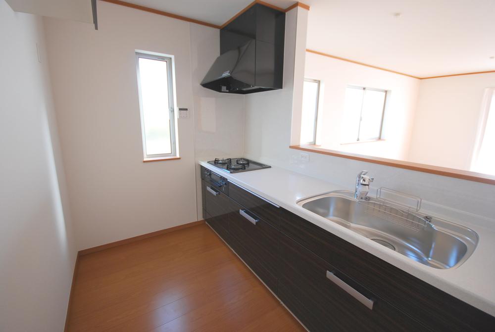 Same specifications photo (kitchen). The company construction cases