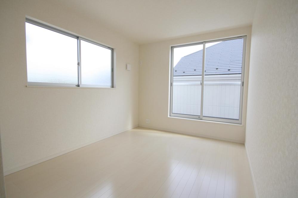 Same specifications photos (Other introspection). Example of construction