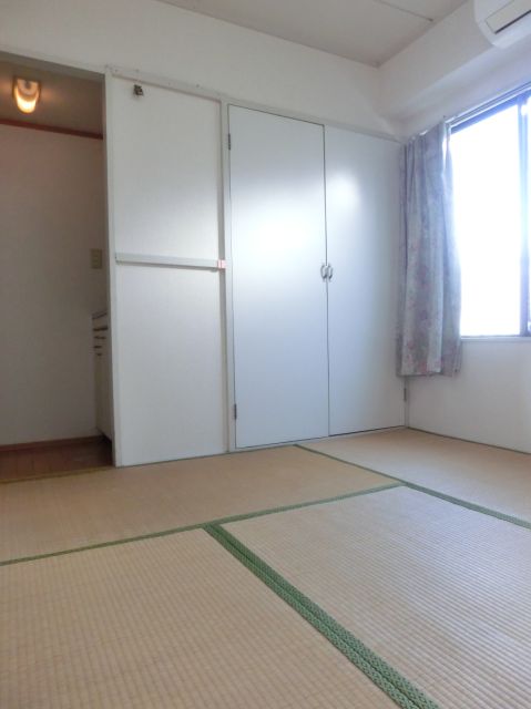 Living and room. Is a Japanese-style room