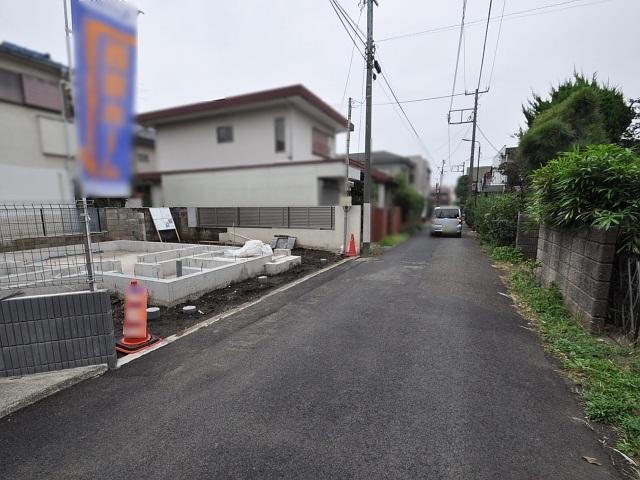 Local photos, including front road. Kokubunji Honda 5-chome, contact road situation