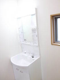 Washroom. Photos will be on the left and right inversion type