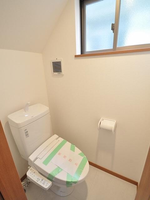Toilet. West Koigakubo 1-chome toilet (first floor)