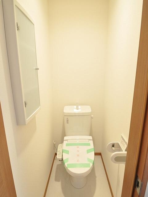 Local appearance photo. West Koigakubo 1-chome toilet (2nd floor)