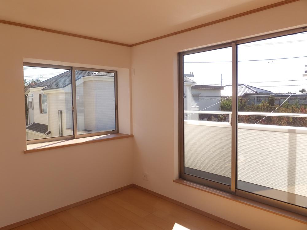 Non-living room. Indoor (10 May 2013) Shooting