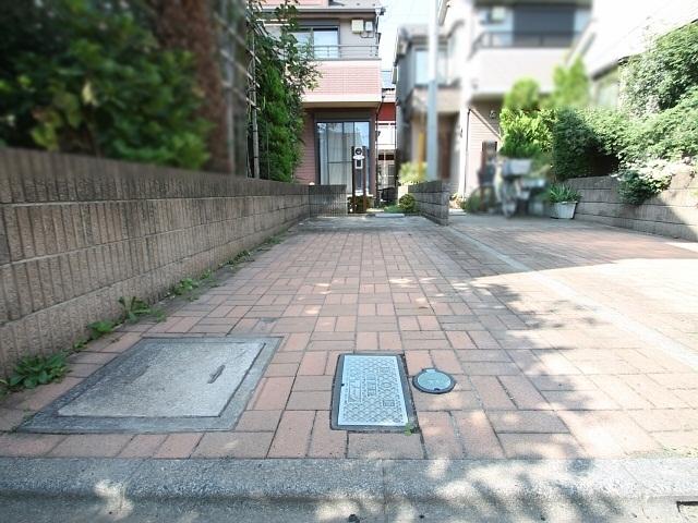 Local appearance photo. Kokubunji East yuan-cho 2-chome, appearance (the alley-like site section)