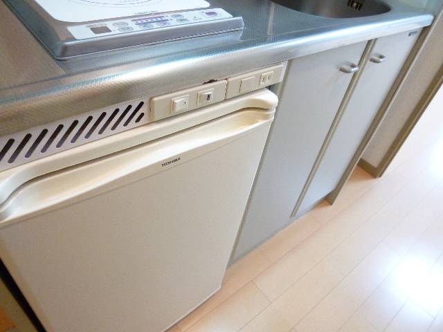 Kitchen. refrigerator