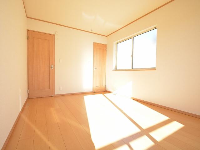 Non-living room. Kokubunji Shinmachi 3-chome H Building Western style room