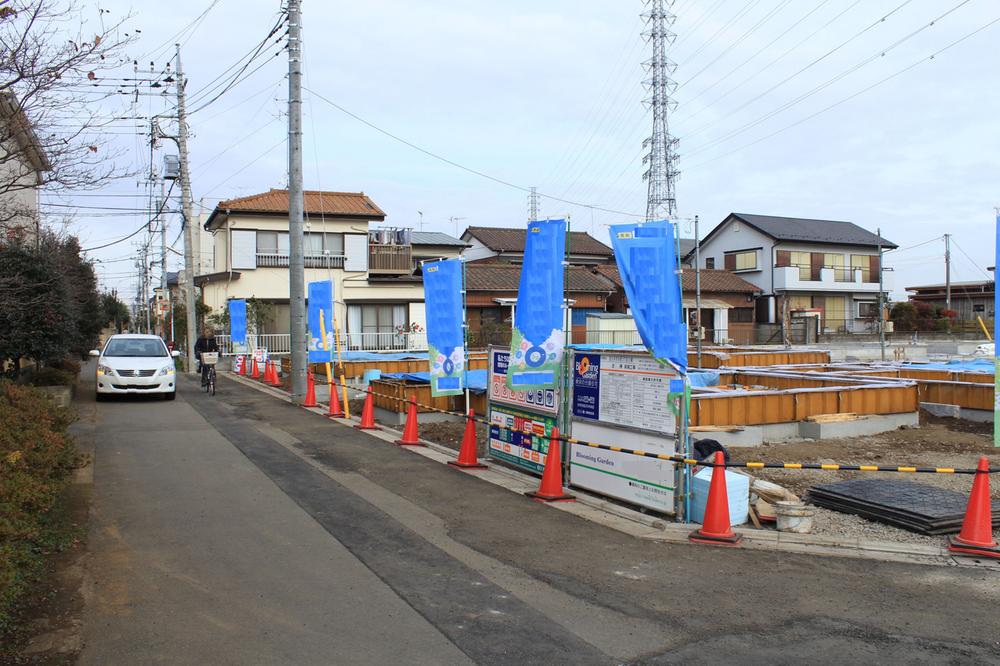 Local appearance photo.  ☆ West road (12.09) ☆ 