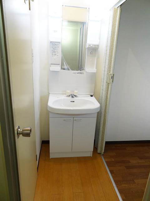 Washroom. It is the washstand of new