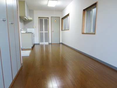 Other room space. Flooring 9 Pledge