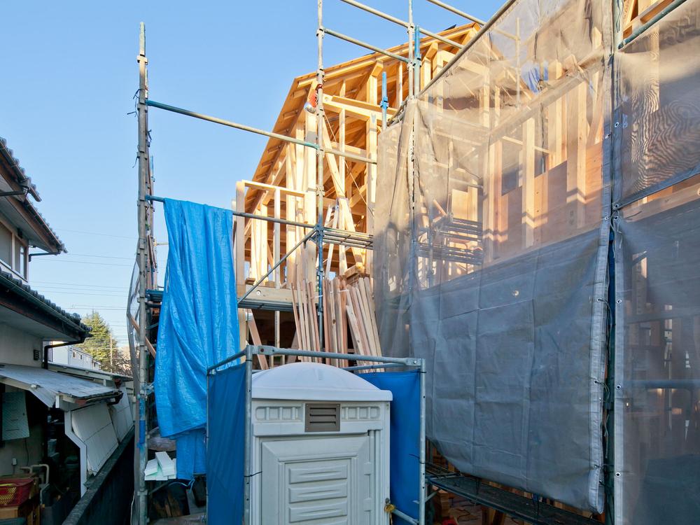 Local appearance photo. Local (11 May 2013) Shooting