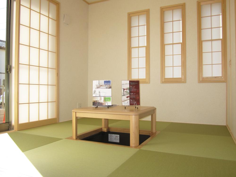 Same specifications photos (Other introspection). Same specifications ● there and convenient moat kotatsu