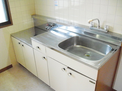 Kitchen. Two-burner installation Allowed Kitchen