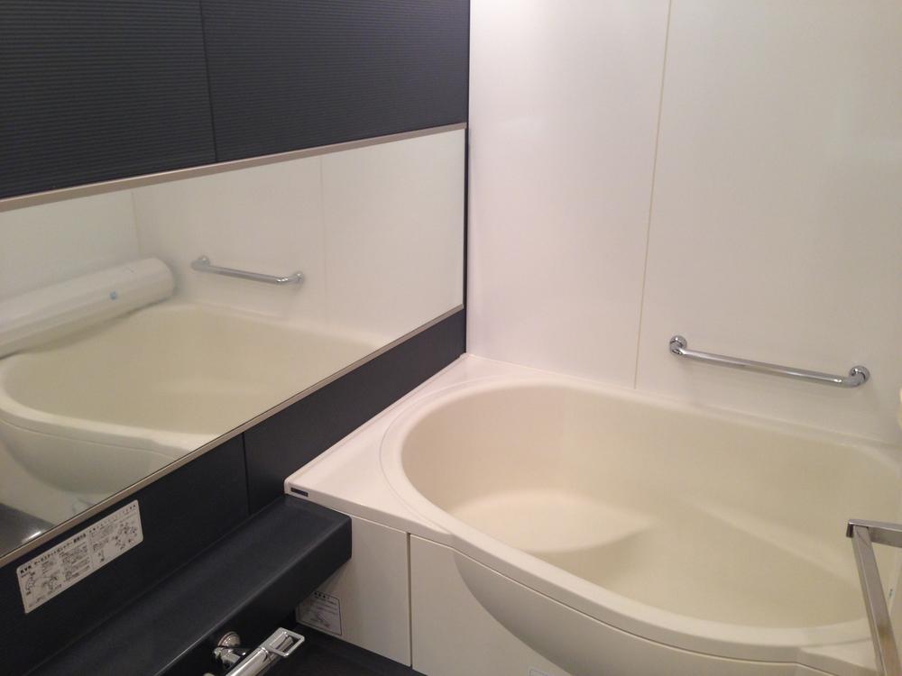 Bathroom. November 2013 Shooting