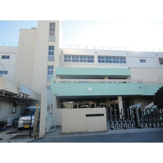 Primary school. Kokubunji Municipal Chapter 1 170m up to elementary school