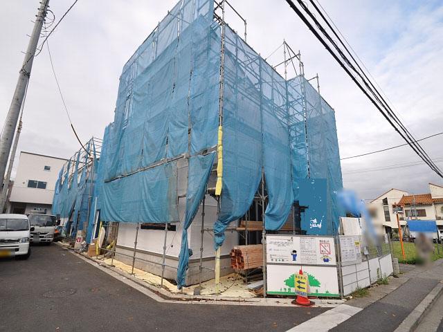 Local appearance photo. 1 Building During construction