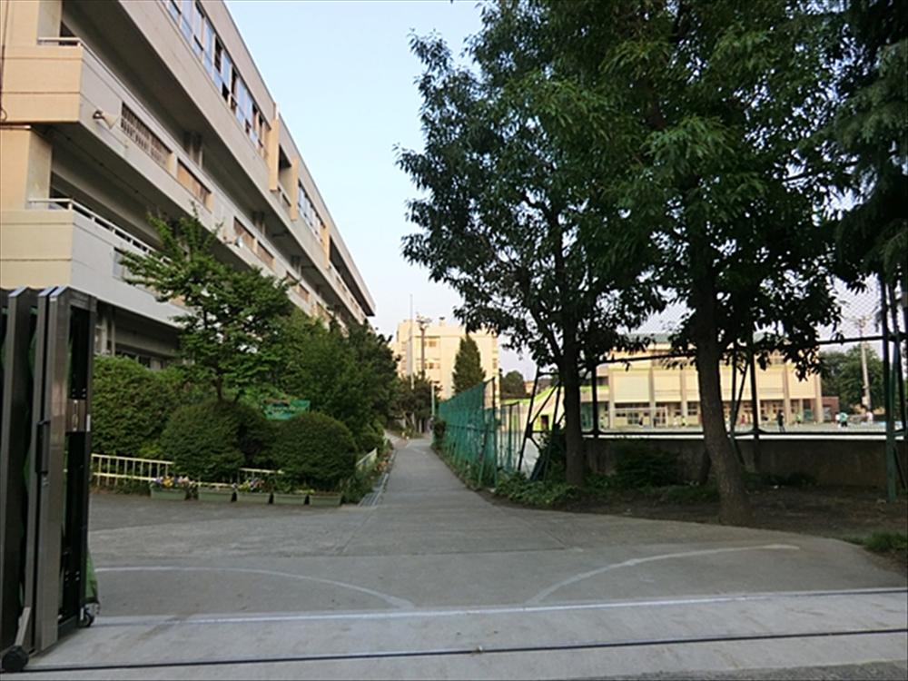 Primary school. Kokubunji Municipal seventh to elementary school 597m