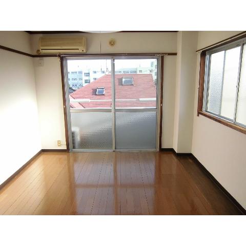 Other room space