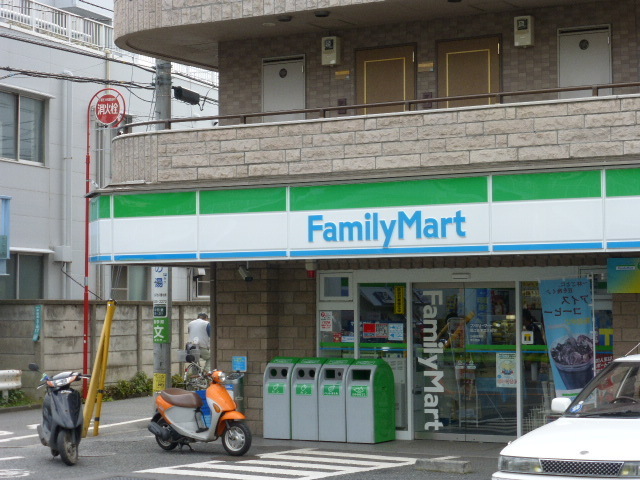Convenience store. 380m to Family Mart (convenience store)