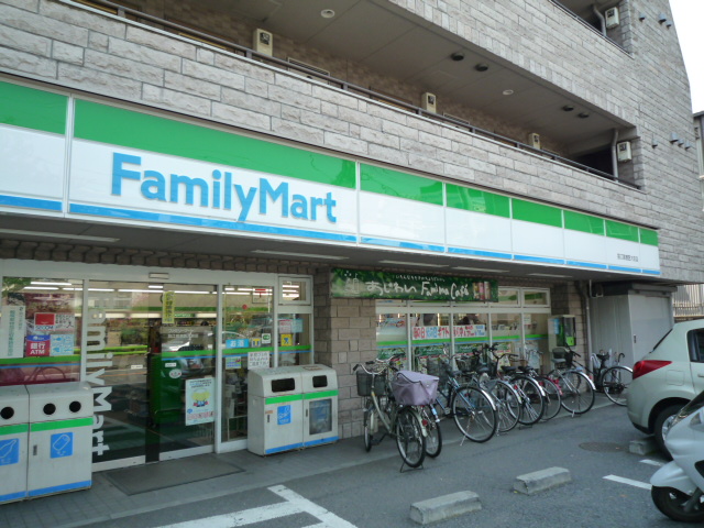Convenience store. FamilyMart Kokuryo cho eight-chome up (convenience store) 388m